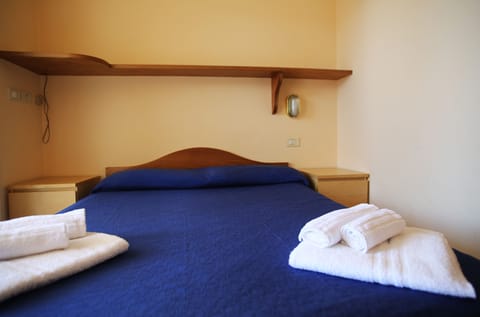 Superior Apartment, 2 Bedrooms | Cribs/infant beds, bed sheets