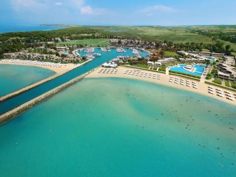 House | 4 bedrooms, soundproofing, Internet