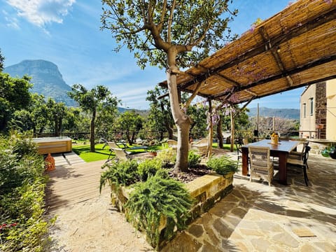 Villa, Garden View | Garden view