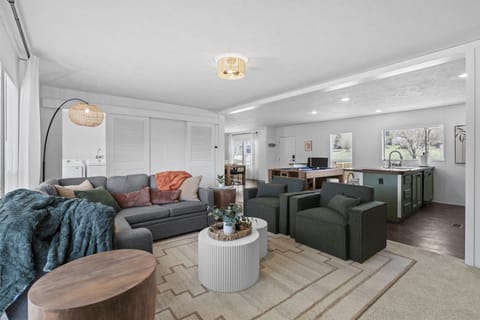 After a day of exploring and enjoying the natural beauty of Red River Gorge, unwind in our cozy indoor space.