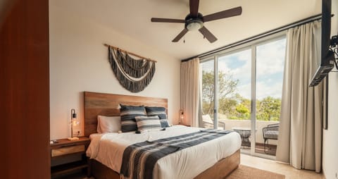 2 bedrooms, in-room safe, iron/ironing board, free WiFi