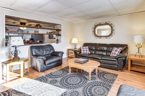 Beulah Vacation Rental | 3BR | 1.5BA | Stairs Required | 2,800 Sq Ft