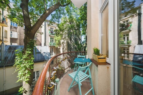 Classic Condo, Multiple Beds, Balcony | Balcony