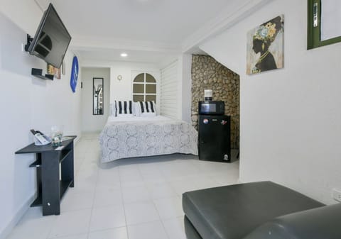 Basic Quadruple Room | In-room safe, free WiFi