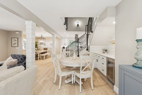 Dining table with 4 chairs