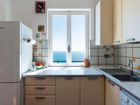 Swimming Pool, Resort, Composite Material, Recreation, Leisure, Shade, Vacation, Resort Town, Leisure Centre