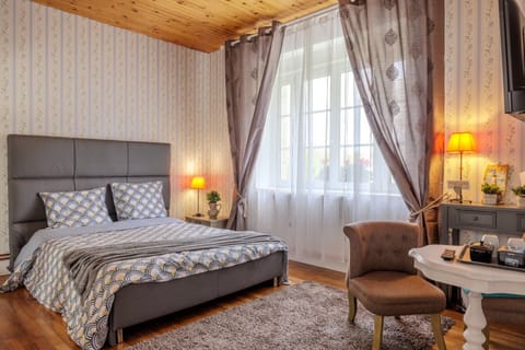 Standard Room, Garden View | Free WiFi