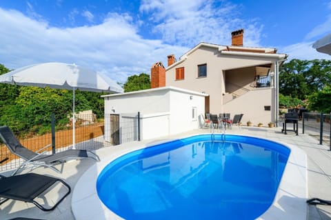 Apartment | Pool | Indoor pool, outdoor pool