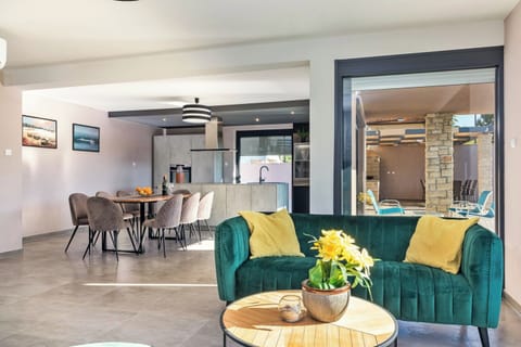 Villa | Living room