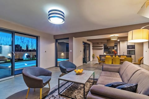 Villa | Living room