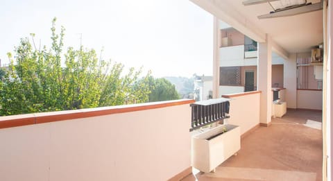 Apartment, 2 Bedrooms, Accessible, Balcony | Balcony