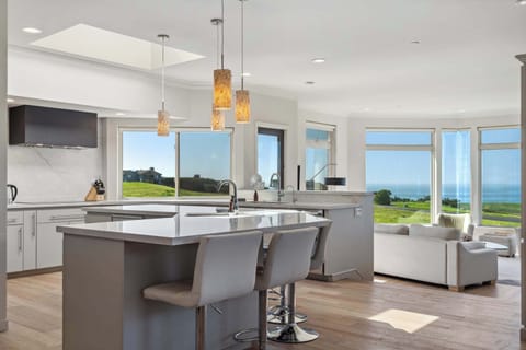 Eat-in kitchen with additional bar seating