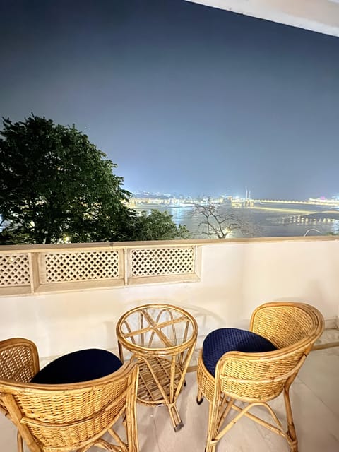 Luxury Apartment, 2 Bedrooms, Balcony, River View | Balcony view