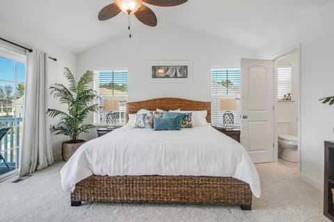 House, Multiple Beds, Patio (KEYSTONE DRIVE 19796) | 3 bedrooms, individually decorated, individually furnished