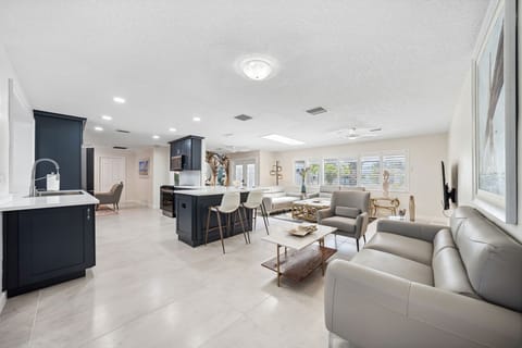 Seating area off Kitchen