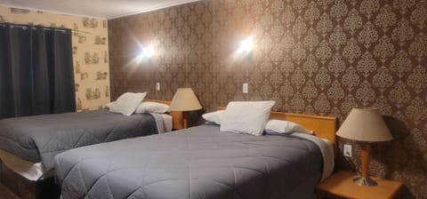 WiFi, bed sheets