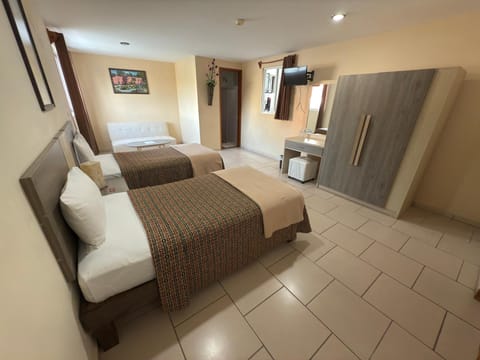 Classic Twin Room | Bed sheets