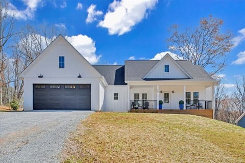 Front of house and driveway