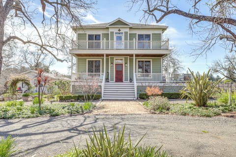 Napa Vacation Rental | 3BR | 3BA | Stairs Required | 3,000 Sq Ft