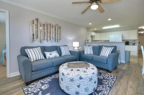 Living Room 
GW.3-31-25