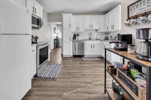 Indoors, Floor, Flooring, Kitchen, Hardwood