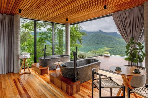Suíte 01 | Deep soaking bathtub