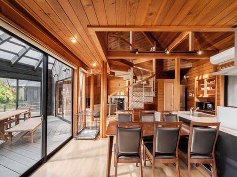 Pet Room Large cottage With hot spring & sauna & dog park to 6 people(Non-smoking) | 1 bedroom, free WiFi, bed sheets