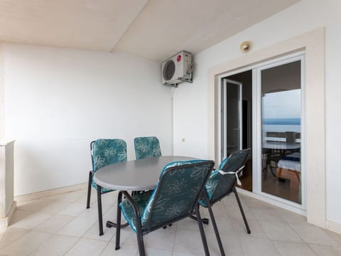 Coast, Coastal And Oceanic Landforms, Sea, Resort, Shore, Ocean, Estate, Eco Hotel, Seaside Resort, Bay