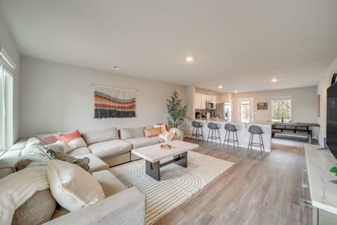 House (3 Bedrooms) | Front of property