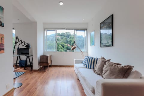 Apartment, Mountain View | Living area | Flat-screen TV