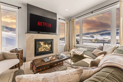 Cozy Family Room with Stunning Mountain Views