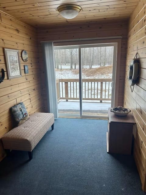 6e1ae368 e92a 4401 9123 4bf80a98a71f