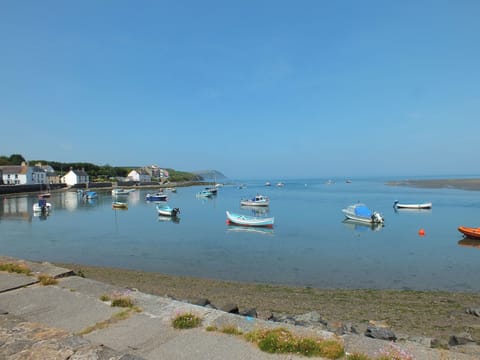 Cottage | Marina