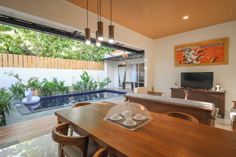 Family Villa, 2 Bedrooms, Non Smoking | Living area
