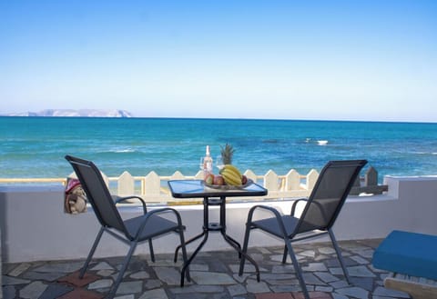 Terrace with view-8934