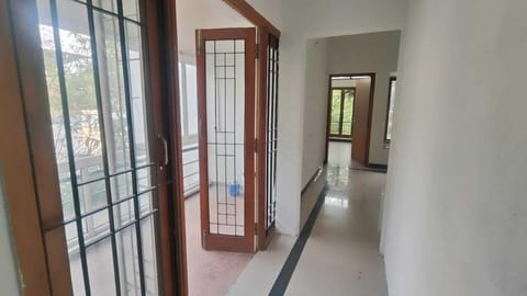 Superior Double Room, Balcony, Garden View | In-room dining