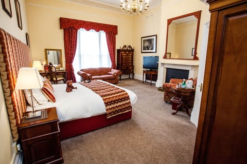 Executive Double or Twin Room | Egyptian cotton sheets, premium bedding, pillowtop beds, desk