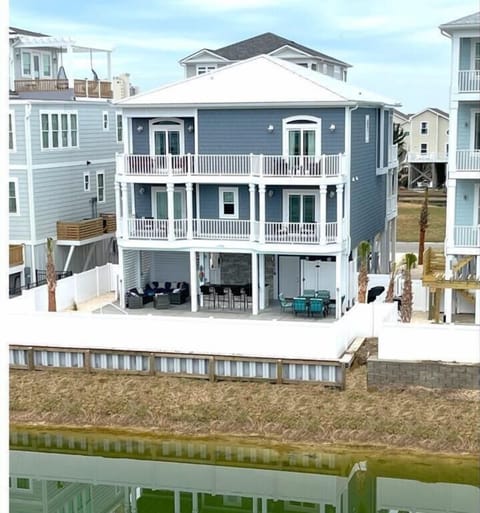 146 Via Old Sound Blvd