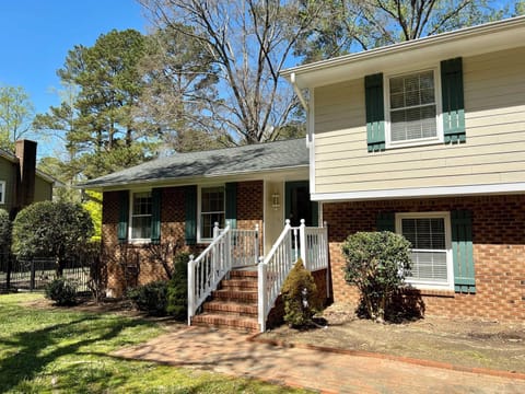 View of the front exterior of the home