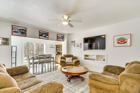 Elkhart Lake Vacation Rental | 4BR | 2BA | 2,000 Sq Ft | 2 Steps for Access
