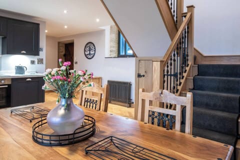 c8baca97-fa51-41e5-9666-5d942046ca92