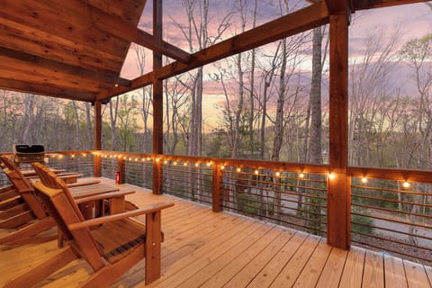 Perfect for outdoor gatherings! Ample seating by the deck and a BBQ grill to make every meal memorable.