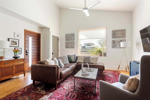 07 Living Room