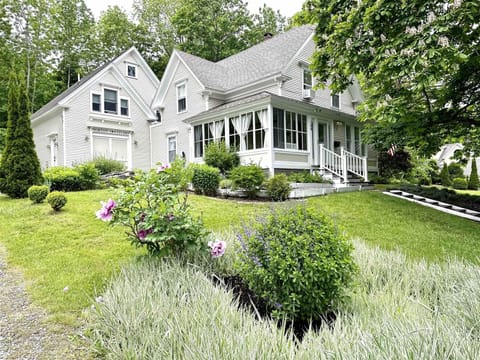 Bayview Aerie