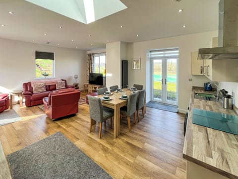 Living area | North Lodge, Forgandenny