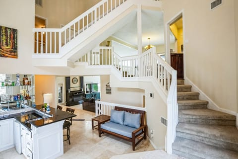 Architecture, Building, Furniture, Indoors, Living Room