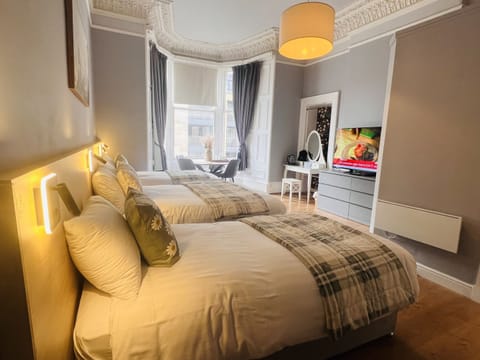 Suite, Ensuite | Bathroom