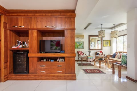 Communal lounge / TV room,Living Room,Dining area