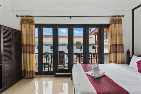 Family Room | Memory foam beds, minibar, individually decorated