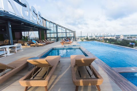 Rooftop pool